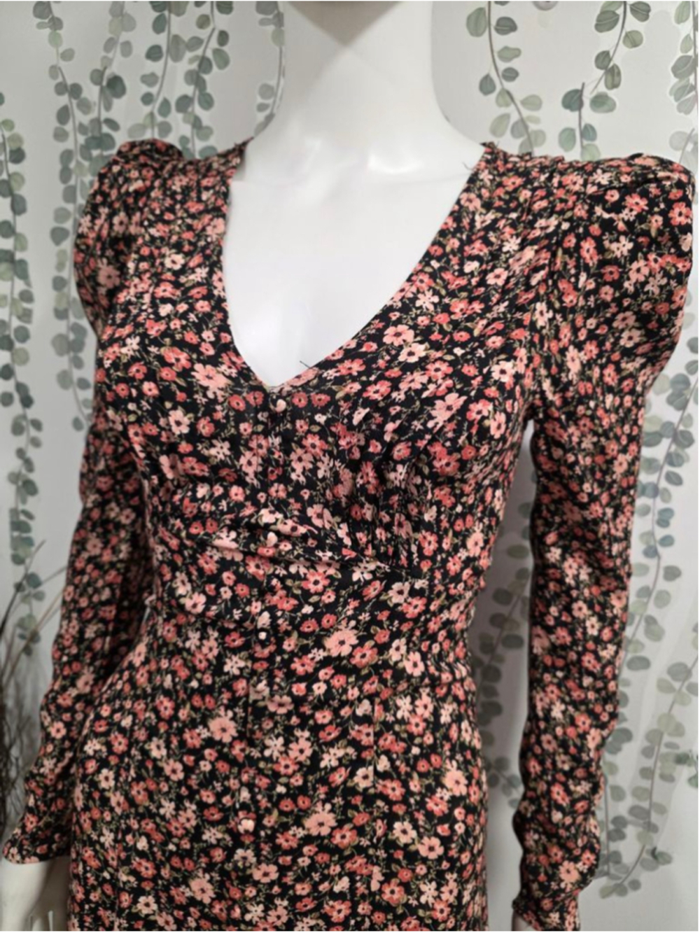 ASTR The Label Floral Midi Dress XS Black Pink Puff Sleeve V Neck Slit NWOT - Picture 5 of 13